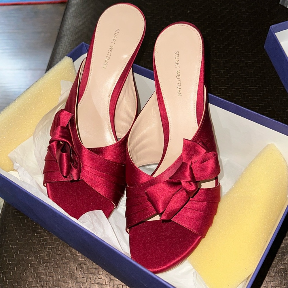Stuart Weitzman Women's Burgundy Satin Slide Sandals